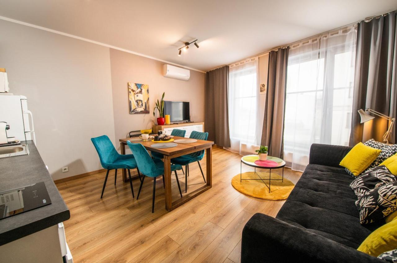 Apartament Miodowa 42 Z Miejscem Parkingowym Krakkó Kültér fotó