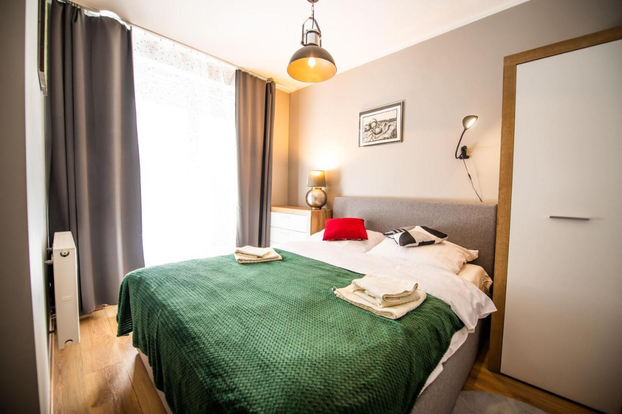 Apartament Miodowa 42 Z Miejscem Parkingowym Krakkó Kültér fotó