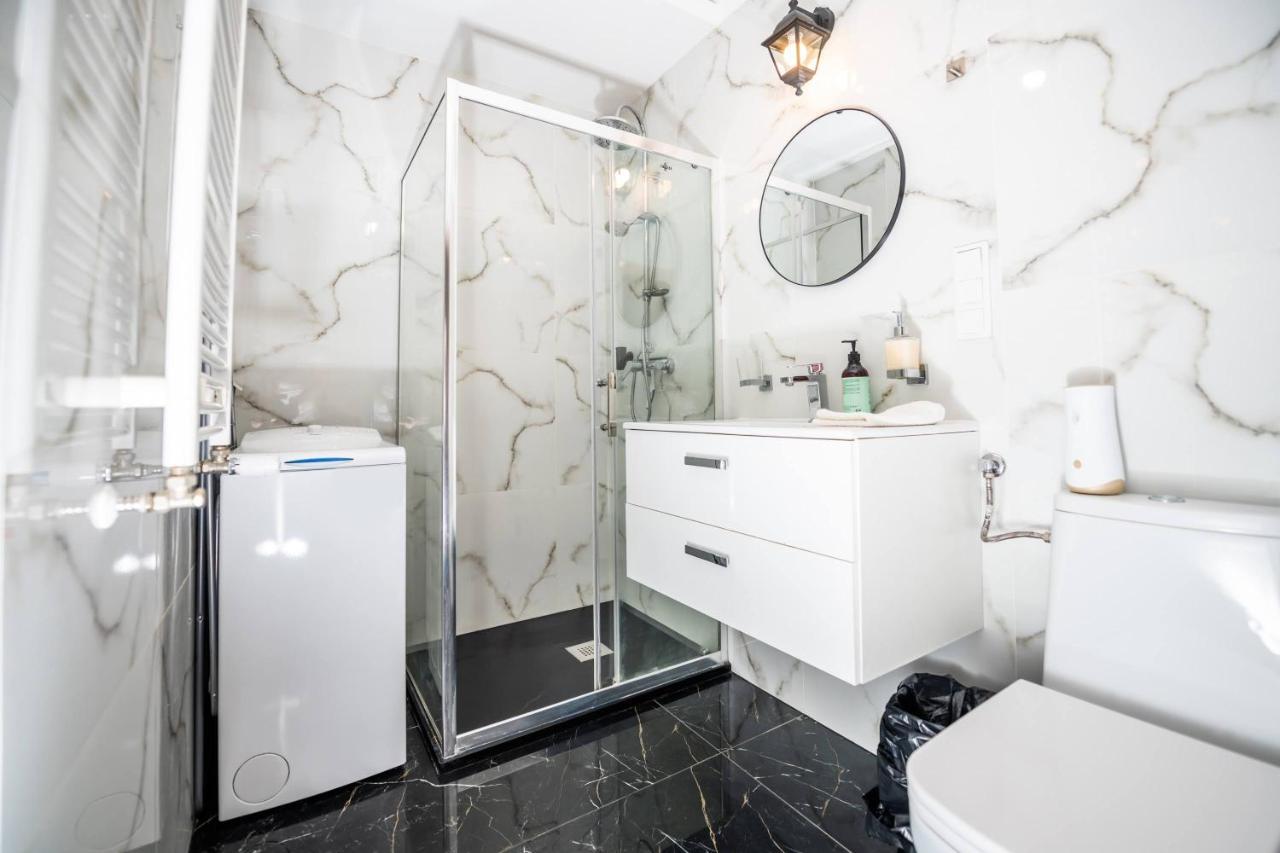 Apartament Miodowa 42 Z Miejscem Parkingowym Krakkó Kültér fotó